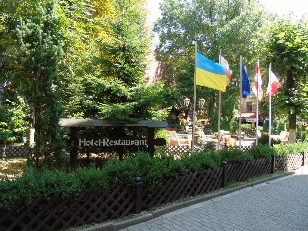 Knaus Apartments Черновцы Экстерьер фото