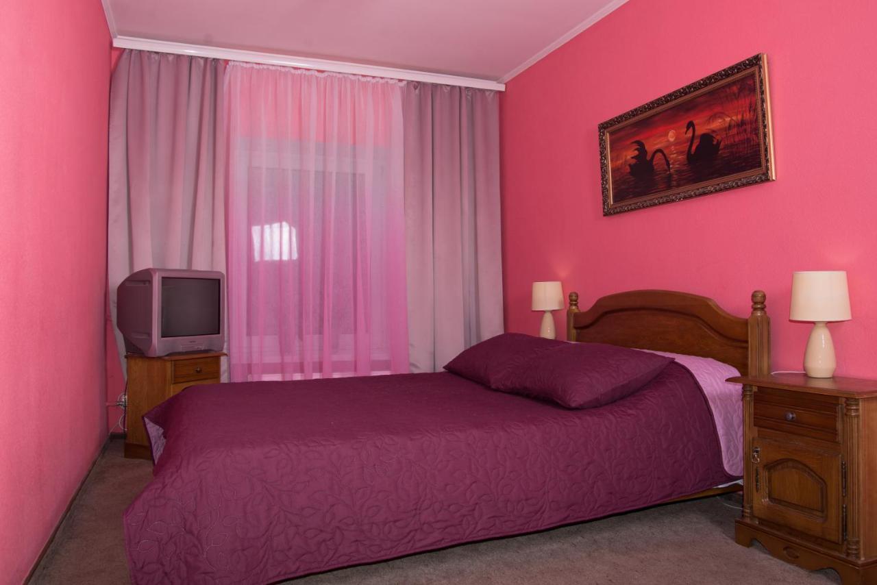 Knaus Apartments Черновцы Экстерьер фото